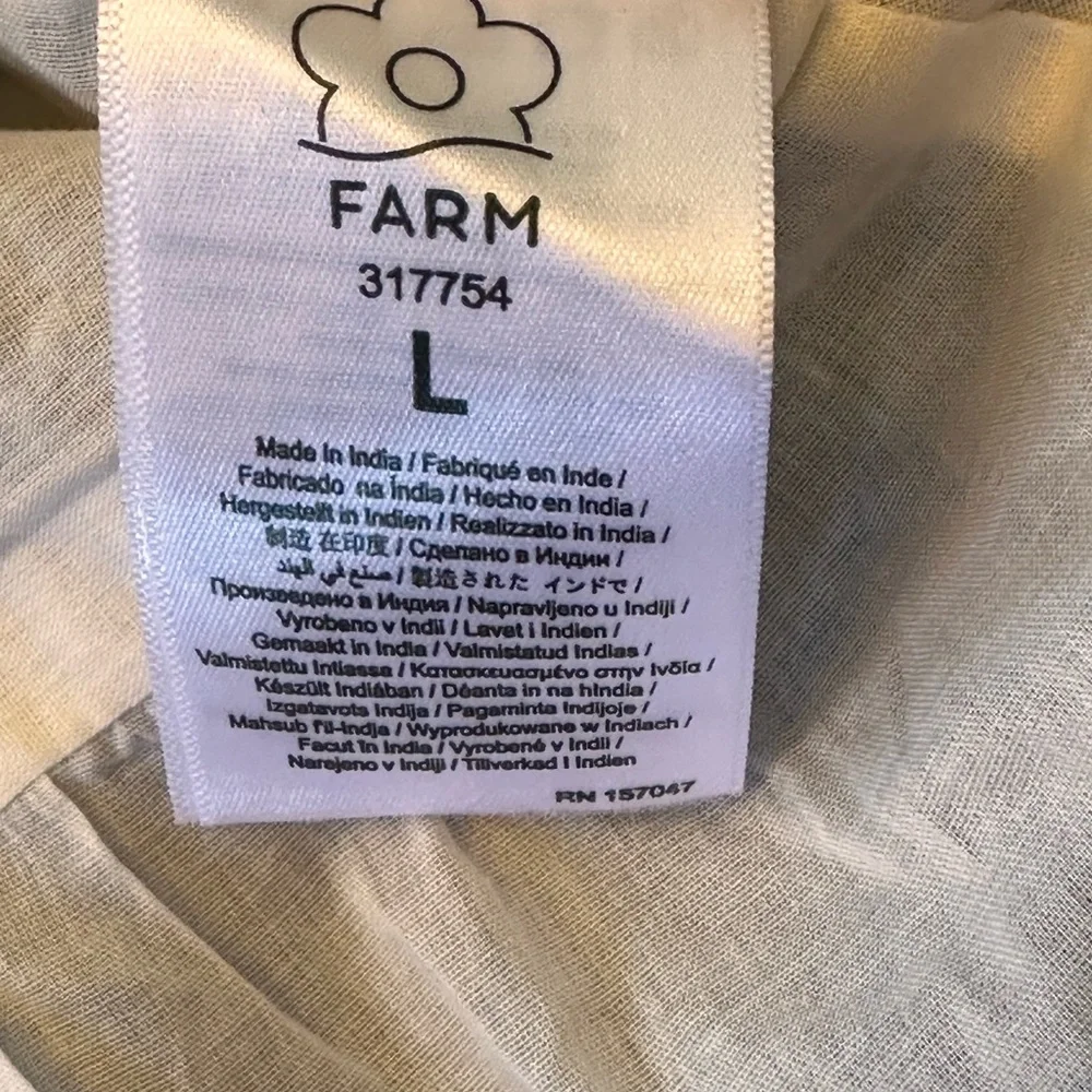 Farm Rio NWT SZ Large the Rio Tile Dream blue and white peplum puffed sleeve top